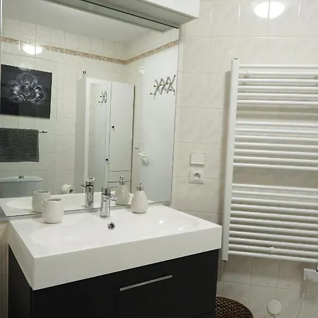 Comme Chez Soi Apartment